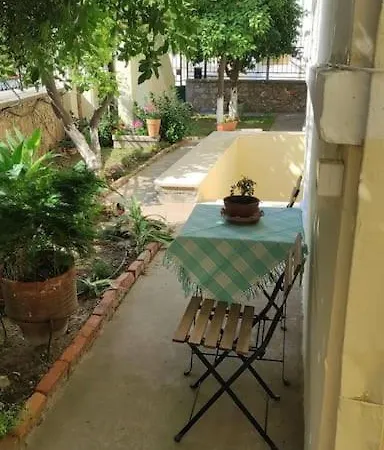 Ανακαινισμένο Διαμέρισμα Chios Town Exterior photo