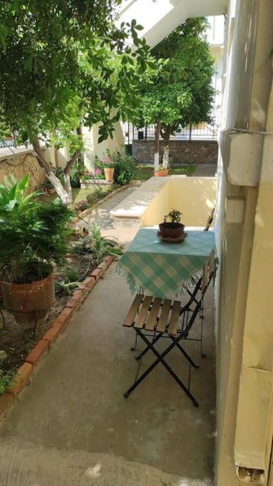 ανακαινισμένο * Chios Town